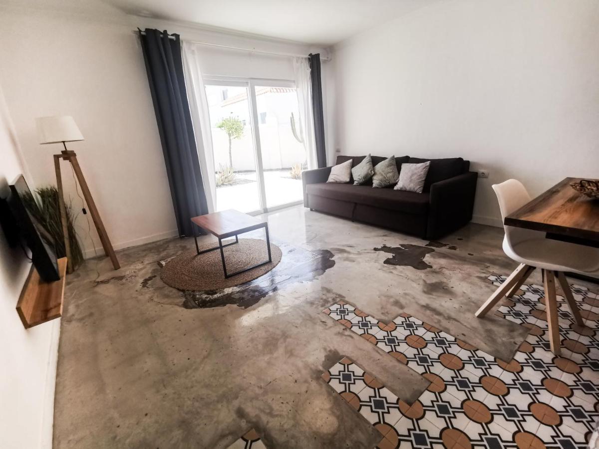 קורלחו Apartamentos Punta Elena Beach מראה חיצוני תמונה