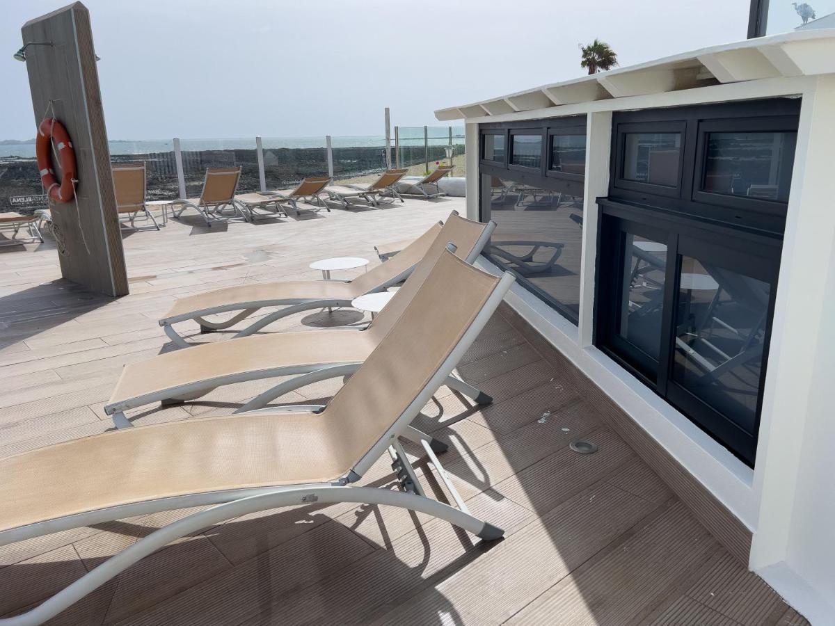 קורלחו Apartamentos Punta Elena Beach מראה חיצוני תמונה