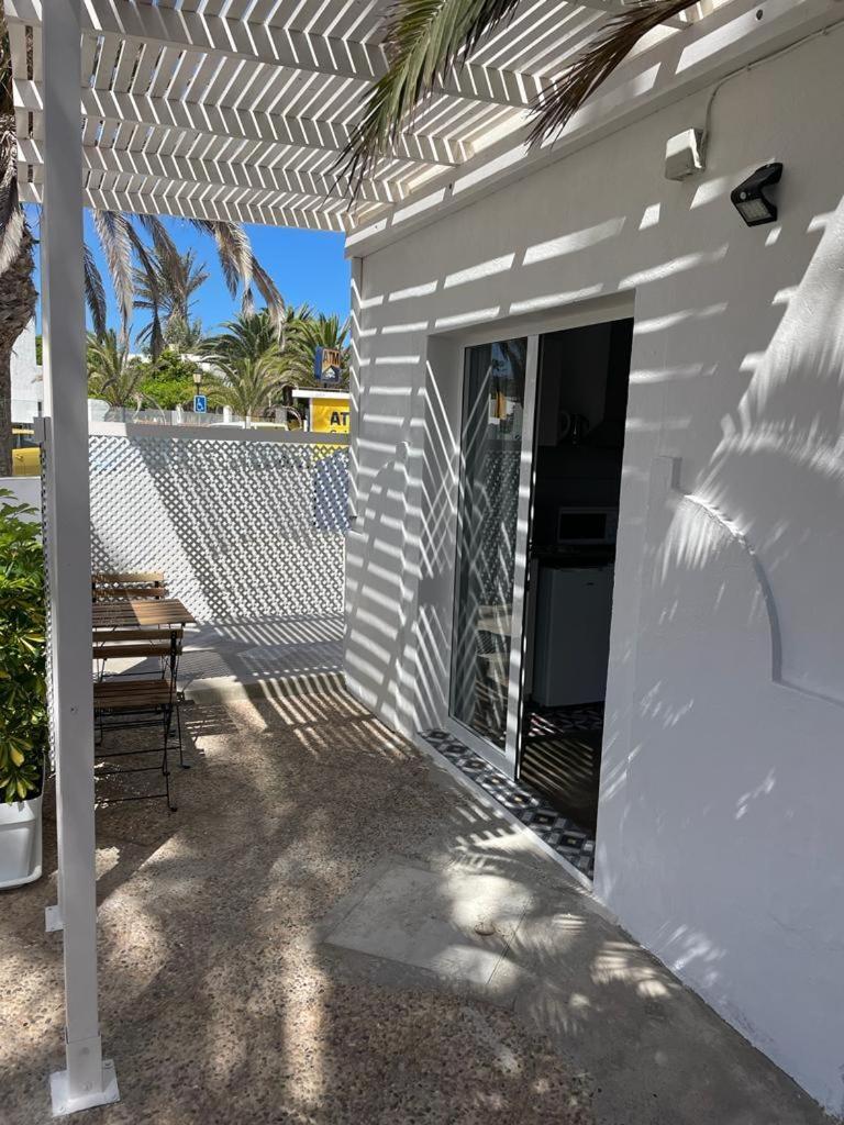 קורלחו Apartamentos Punta Elena Beach מראה חיצוני תמונה