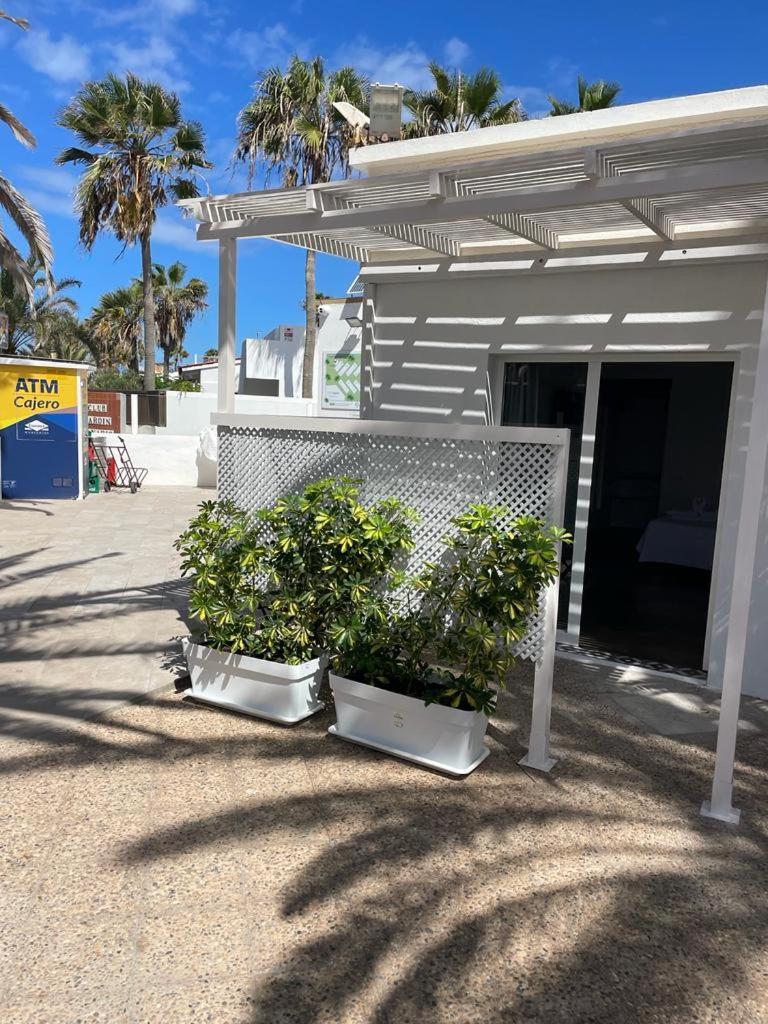 קורלחו Apartamentos Punta Elena Beach מראה חיצוני תמונה