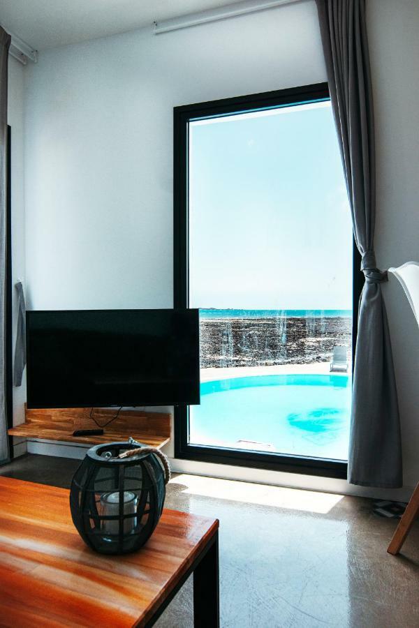 קורלחו Apartamentos Punta Elena Beach מראה חיצוני תמונה